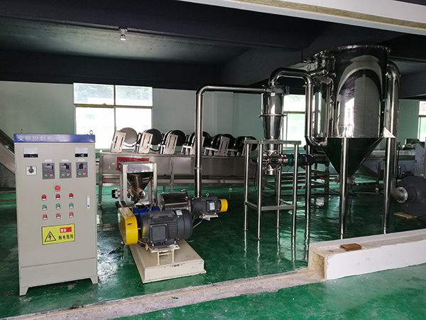 超微粉碎機(jī)?助力鋰電材料發(fā)展